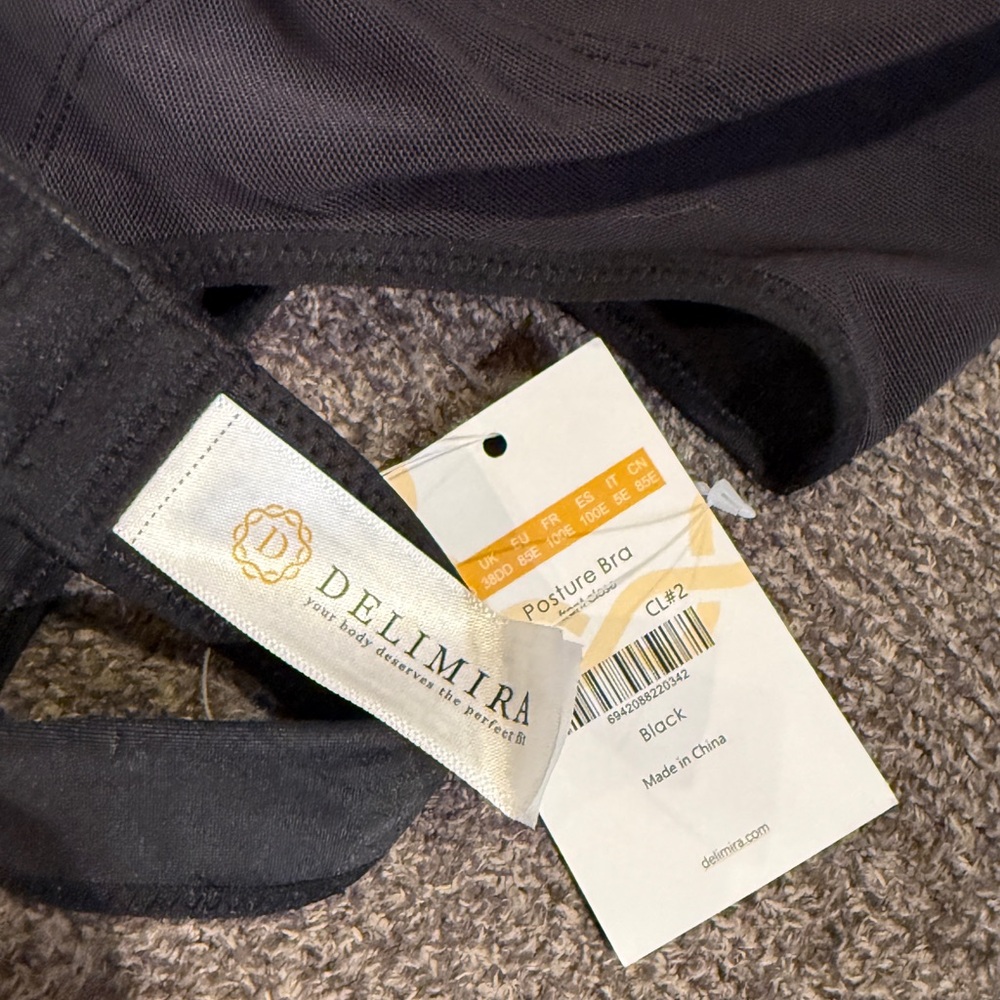NWT Front-Closure Support Bra - Picture 8 of 11